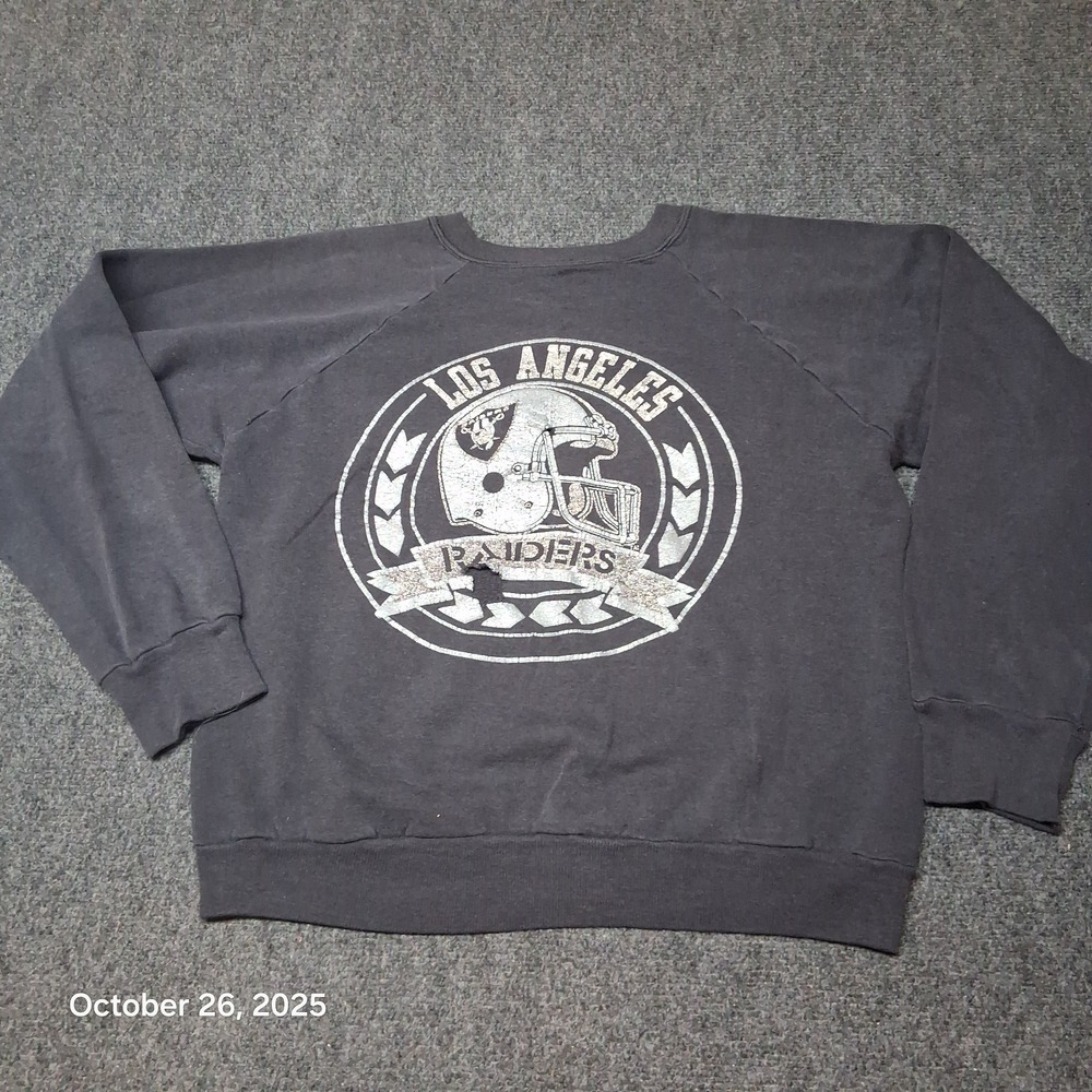 Vintage Champion Los Angeles Raiders NFL Sweatshirt NFL Size Medium Black